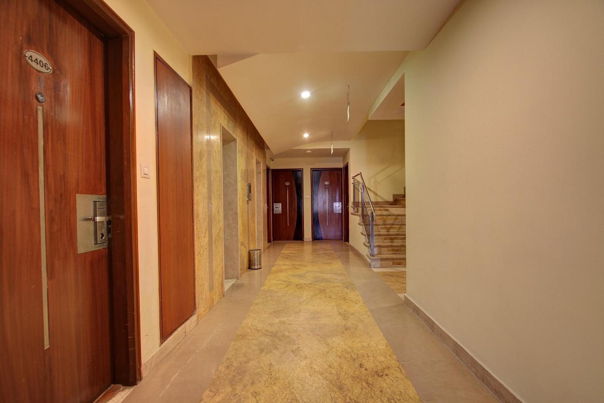 Collection O 29684 Hotel Vikram Palace & Restaurant Dayal Bagh Bagian luar foto