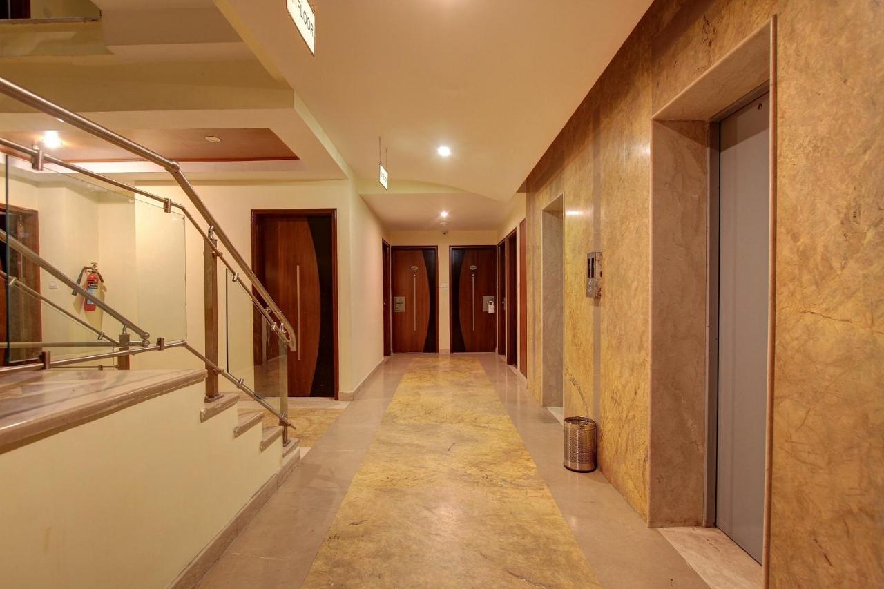 Collection O 29684 Hotel Vikram Palace & Restaurant Dayal Bagh Bagian luar foto