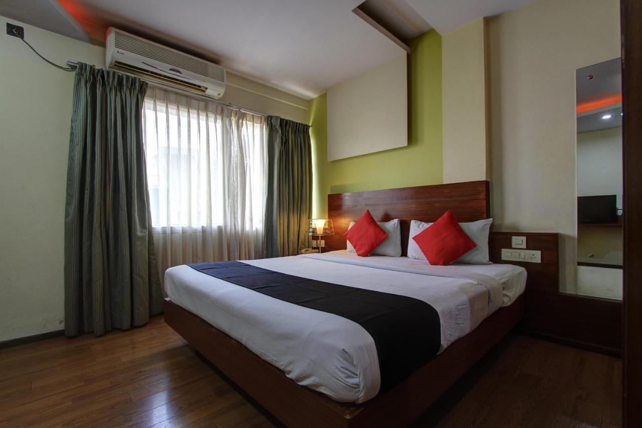 Collection O 29684 Hotel Vikram Palace & Restaurant Dayal Bagh Bagian luar foto